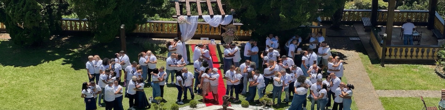Evento real realizado nos jardins do Espaço Regenesis